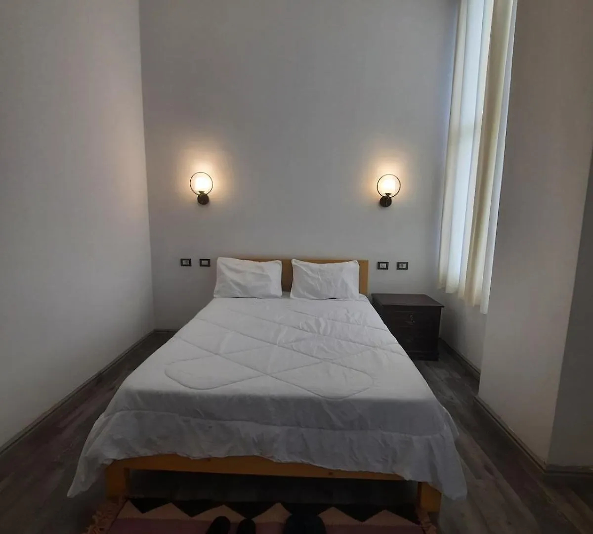 High-Ceiling Retreat With Cozy Modern Touches Appartement Addis Abeba Ethiopië